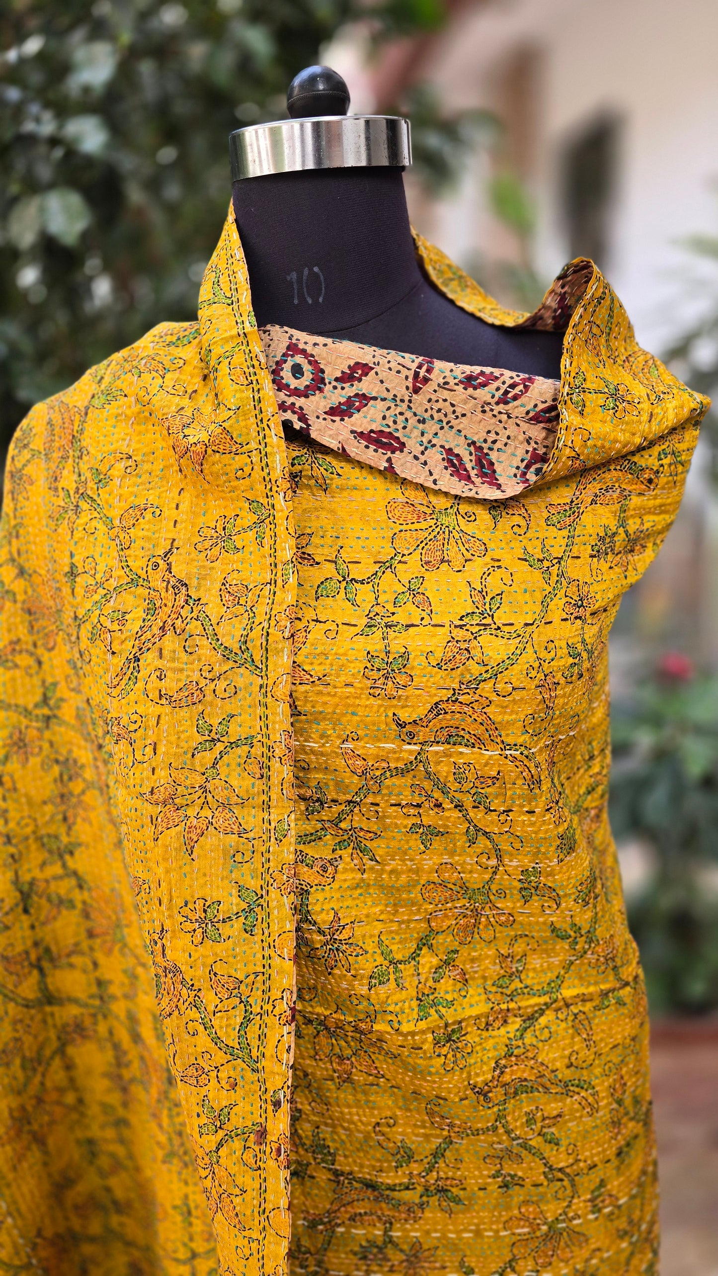 Dupatta Silk Shawl reversible Kantha handmade
