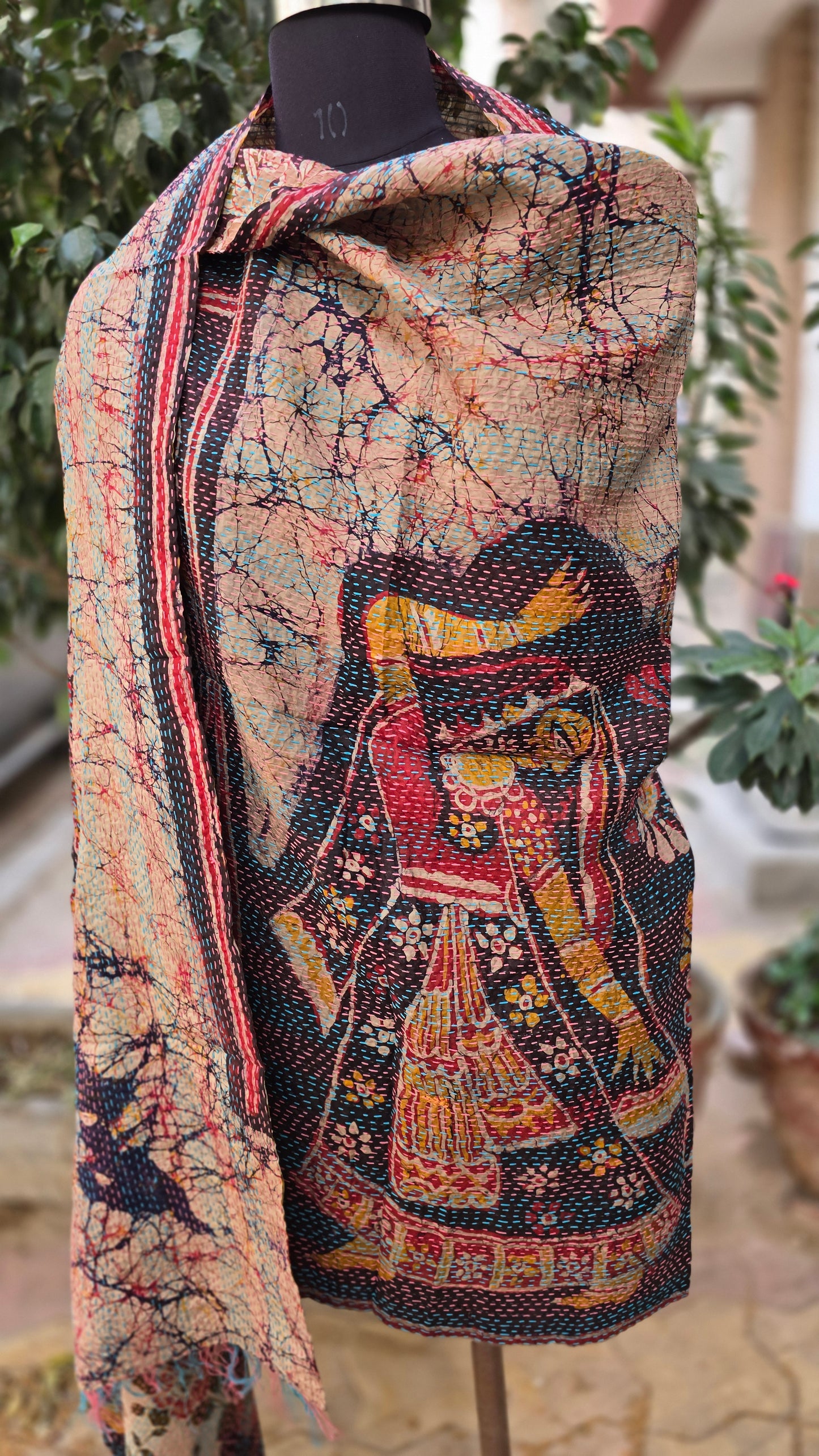 Dupatta Silk Shawl reversible Kantha handmade