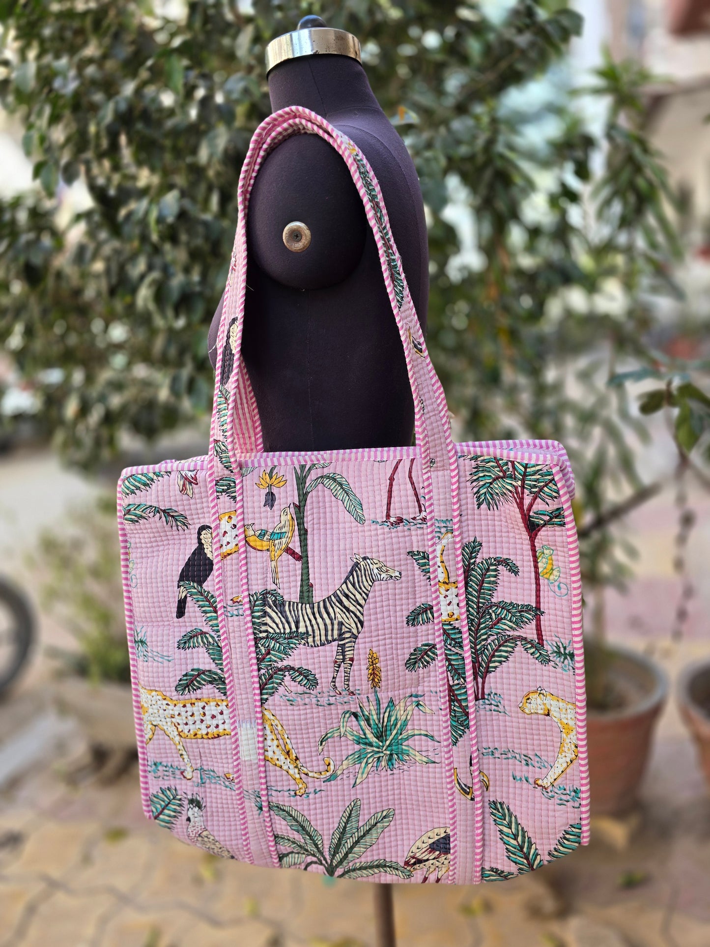 Tote Bag shopping bag Quilted Printed with Zipper